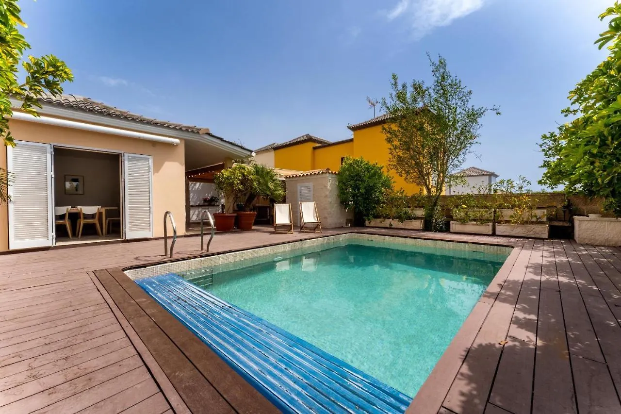 Cozy And Charming Villa With Pool Costa Adeje  0*, Costa Adeje (Tenerife)
