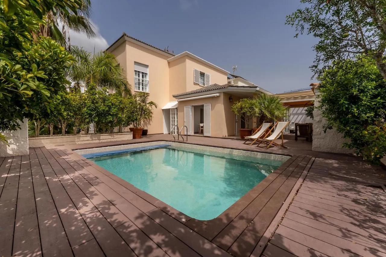 Cozy And Charming Villa With Pool Costa Adeje